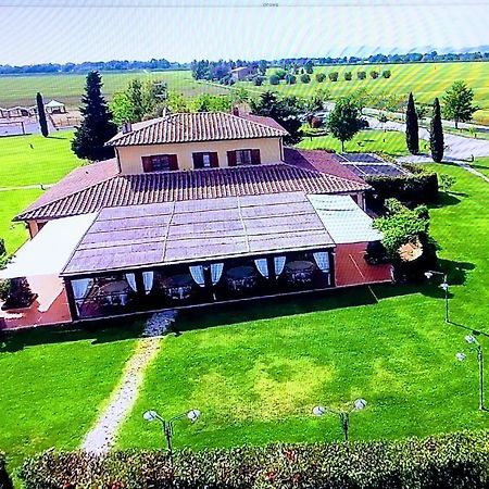 Agriturismo Giuncola & Granaiolo Rispescia Exterior photo